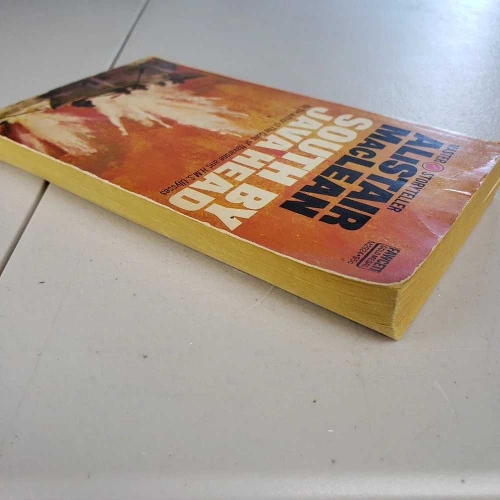South By Java Head Alistair MacLean Vintage 1958 Fawcett Gold Medal Paperback